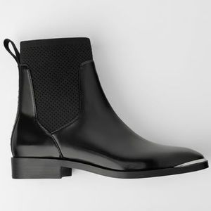 Zara CHELSEA SOCK STYLE LOWHEEL ANKLE BOOTS wSTUDS